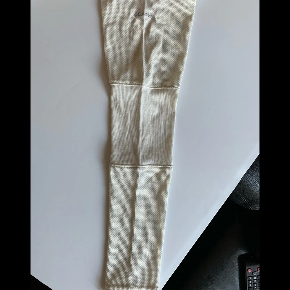 COPY - A cute columbia long sleeve shirt - Picture 3 of 11